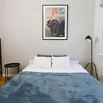 Warsaw Concierge Flat6 Hoza